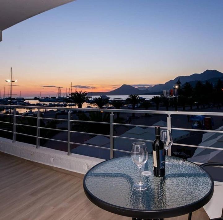 Passerella Apartments Bar Exterior photo